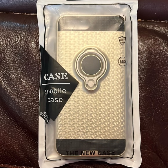 I phone 8 plus case, includes pop socket on back, Never opened - Picture 1 of 2